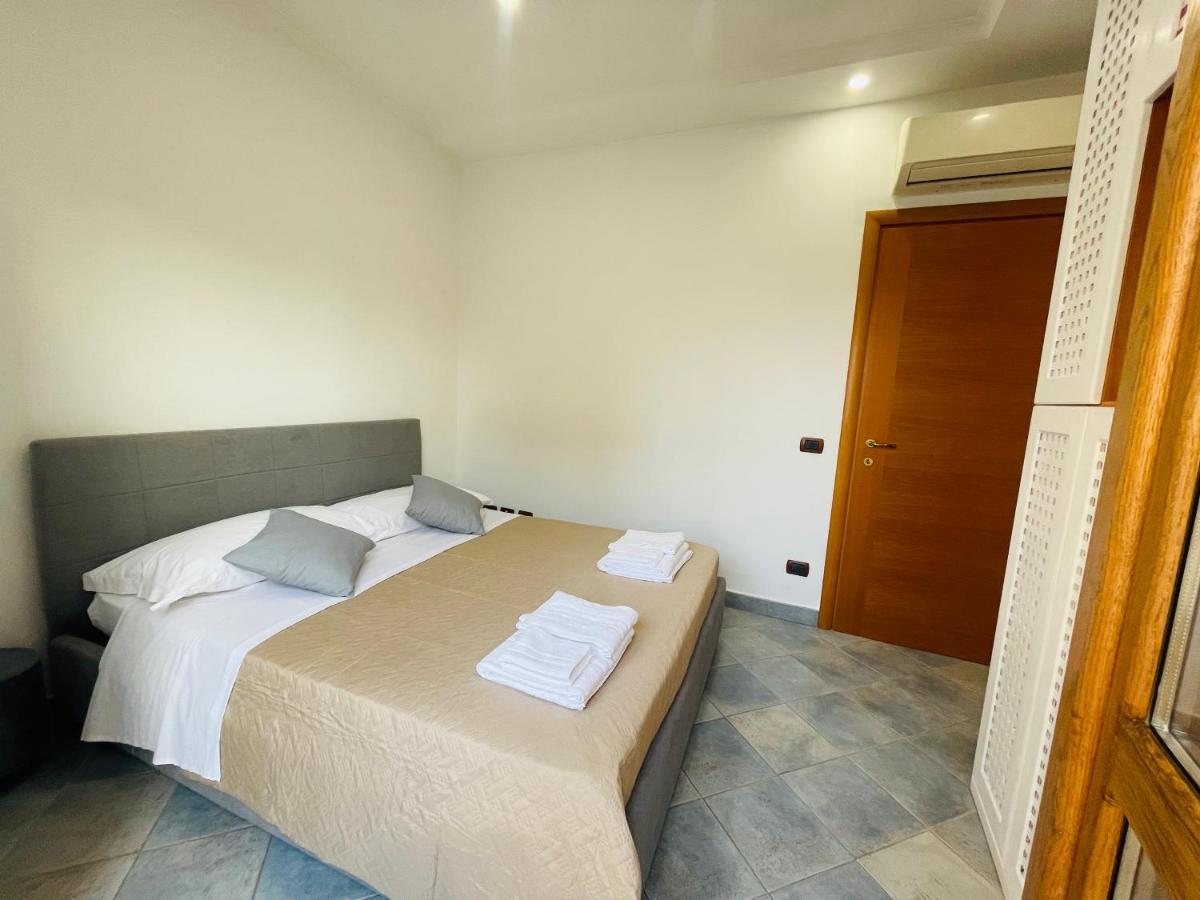 Newhouse Victoria - Sea View Apartment Nettuno Kültér fotó