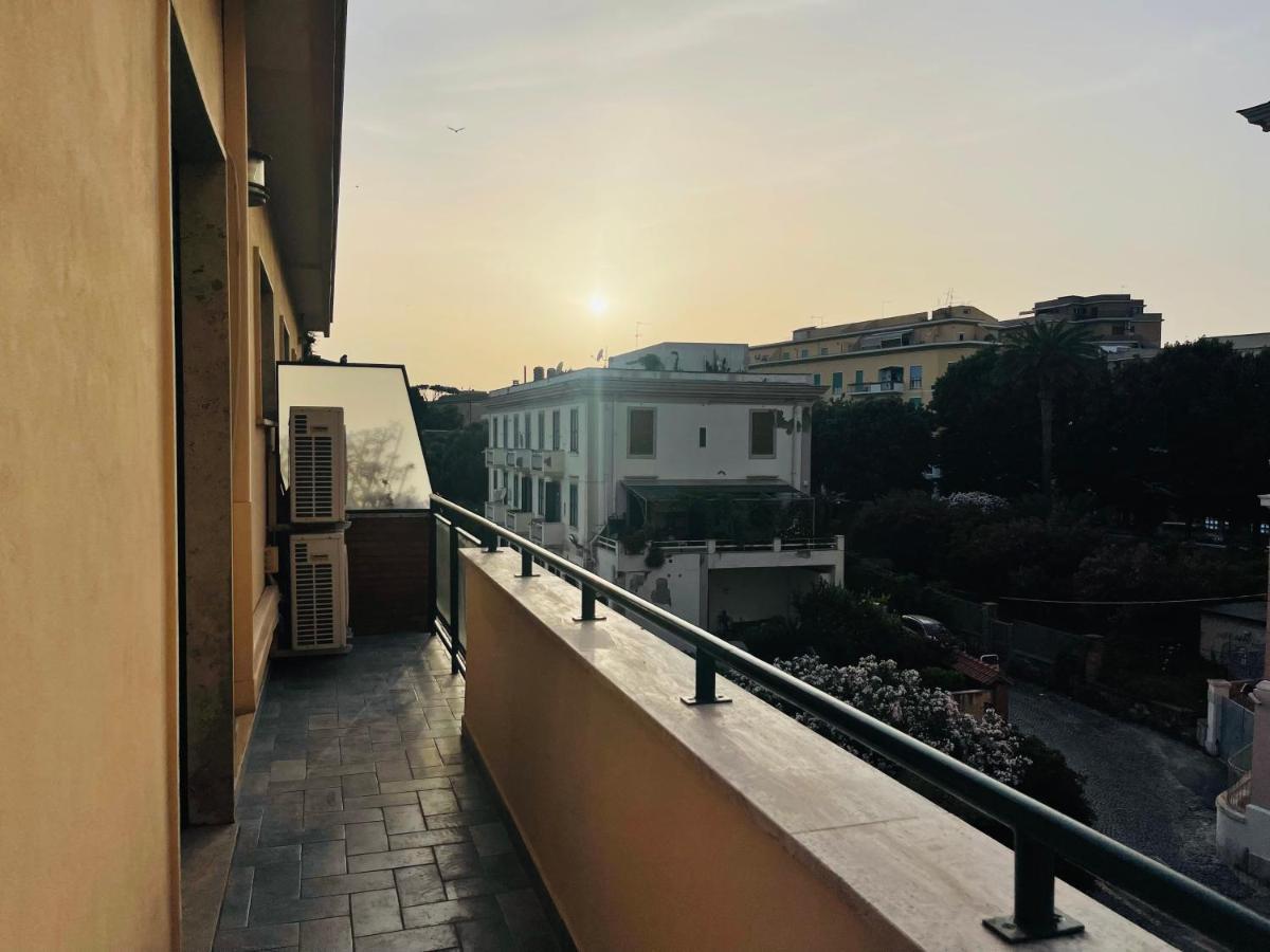 Newhouse Victoria - Sea View Apartment Nettuno Kültér fotó