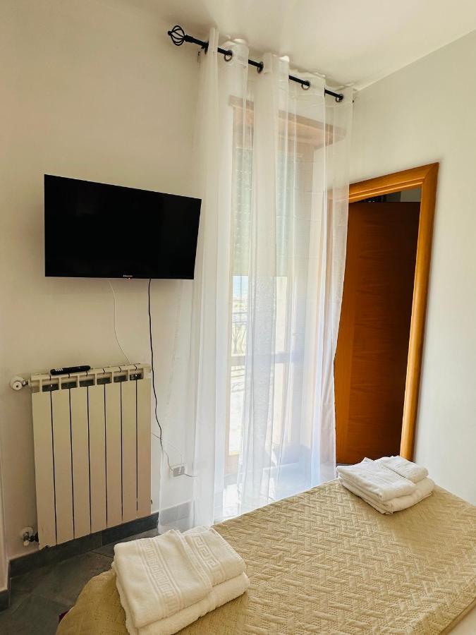Newhouse Victoria - Sea View Apartment Nettuno Kültér fotó
